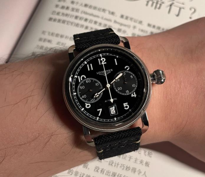 浪琴手表表帶清洗三法：松柏楊伴你“洗”出新風(fēng)采