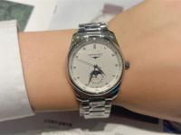 浪琴手表表蒙破損？修復(fù)技巧大揭秘，輕松煥新您的愛表！