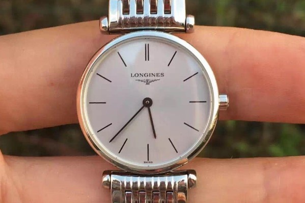 浪琴腕表機(jī)芯劃痕解決技巧推薦（保養(yǎng)與修復(fù)方法詳解）（圖）